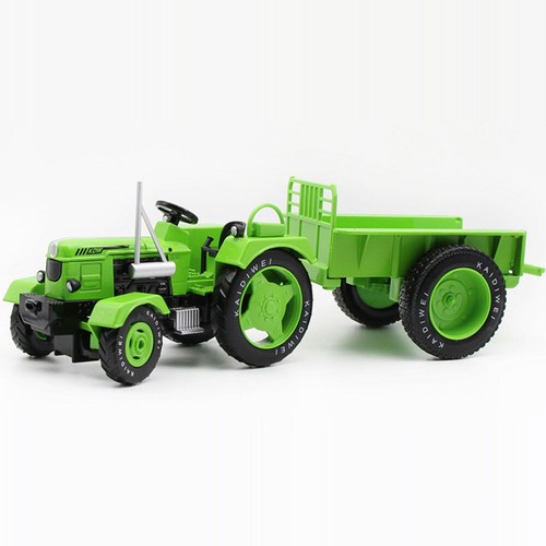Trattore agricolo giocattolo